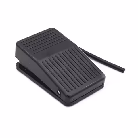 Interruptor Eléctrico de Pie – Botón Tipo Pedal PTT 10A 250V para Control de Equipos
