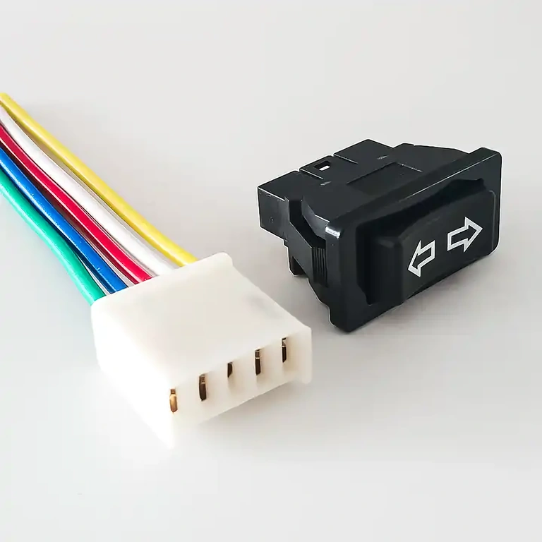 Τριπλός rocker διακόπτης με επαναφορά, ονομαστικό ρεύμα 20A