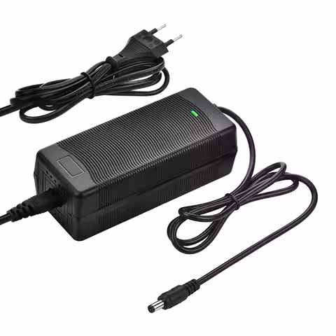 Cargador de alto rendimiento para scooter y bicicleta eléctrica 36V – 42V, 3A