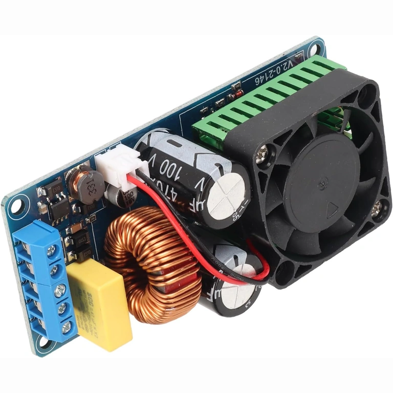 Detalle de la placa de circuito del amplificador mono 500W IRS2092